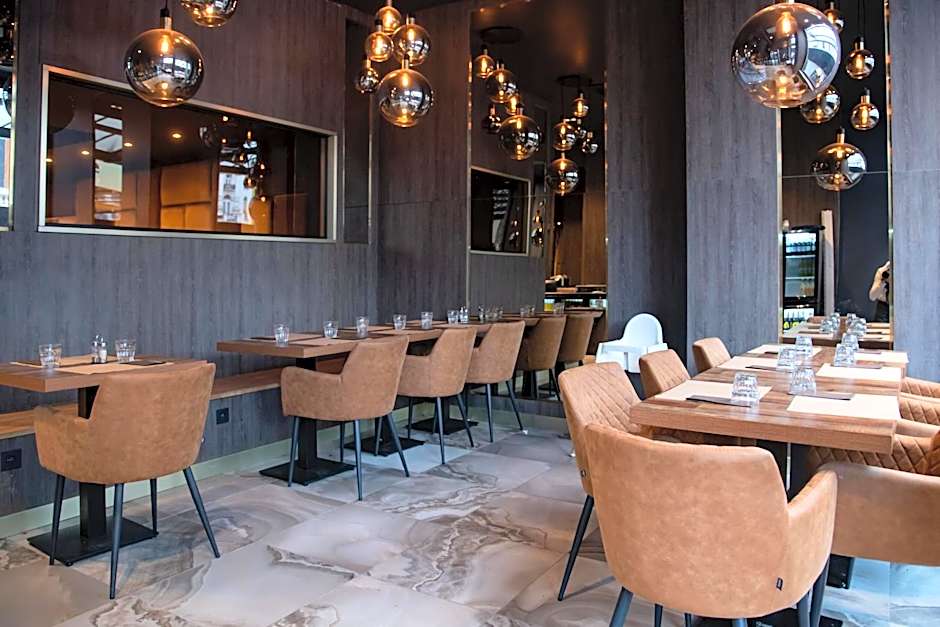 La Bourse Hotel