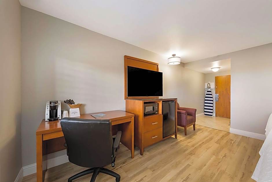 Comfort Inn near Hearst Castle - Cambria