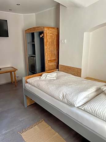 Single Room with Garden View