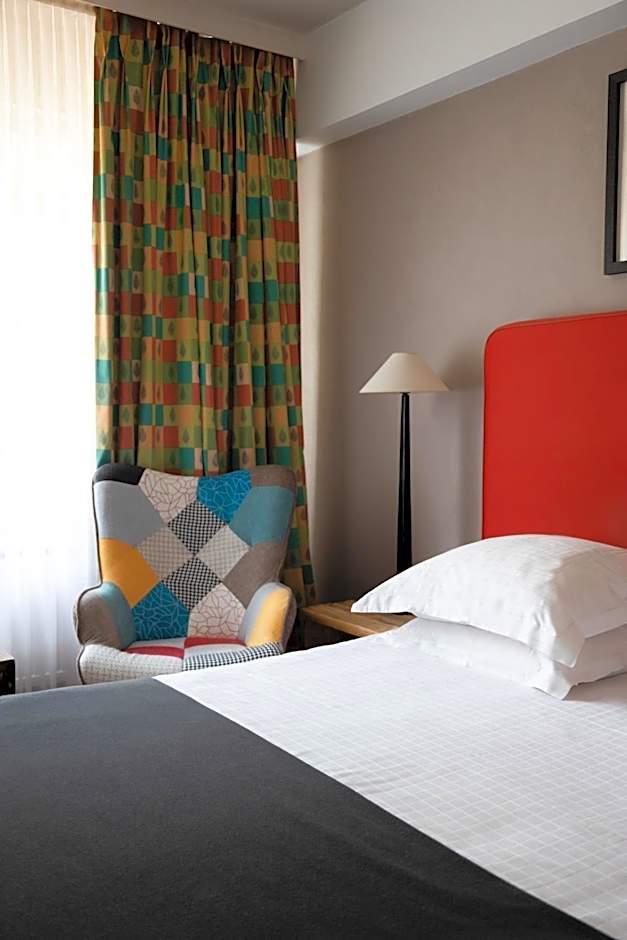 New Hotel Charlemagne
