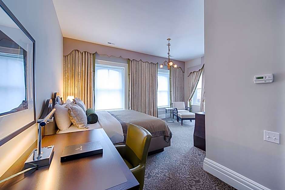 Morrison Clark Historic Inn