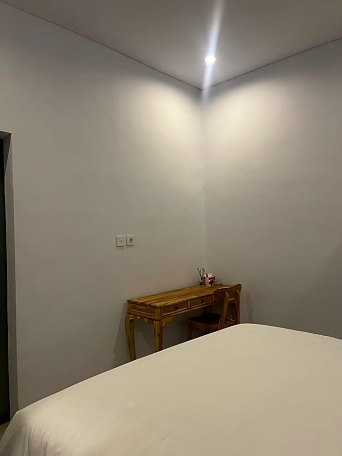 Lastari House