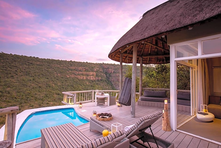 Clifftop Exclusive Safari Hideaway