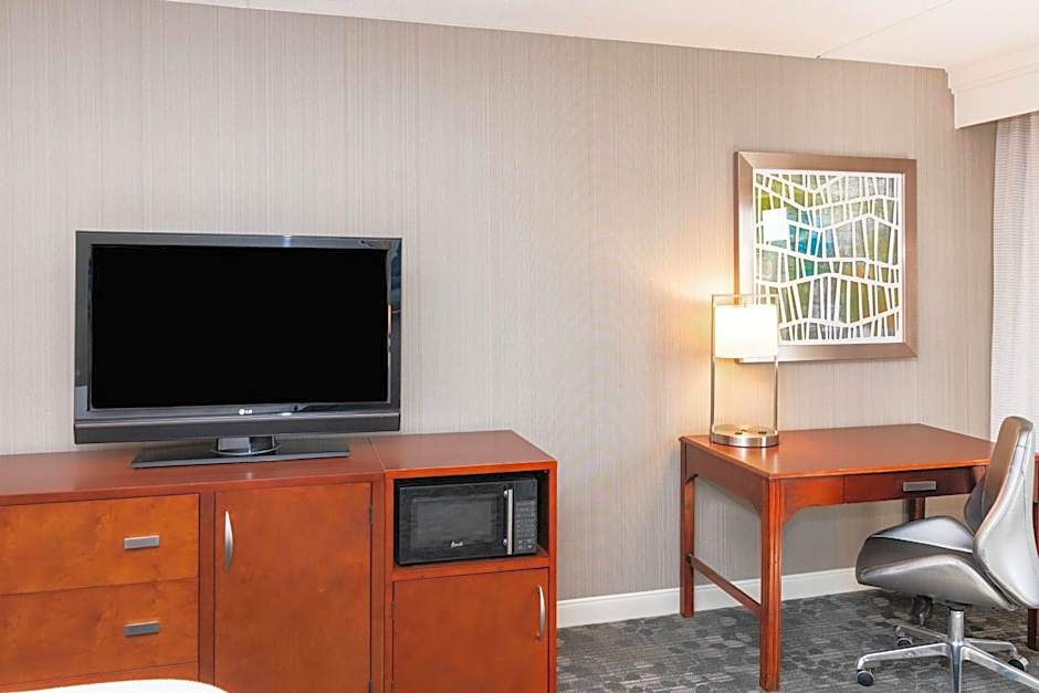 Courtyard by Marriott Bloomington