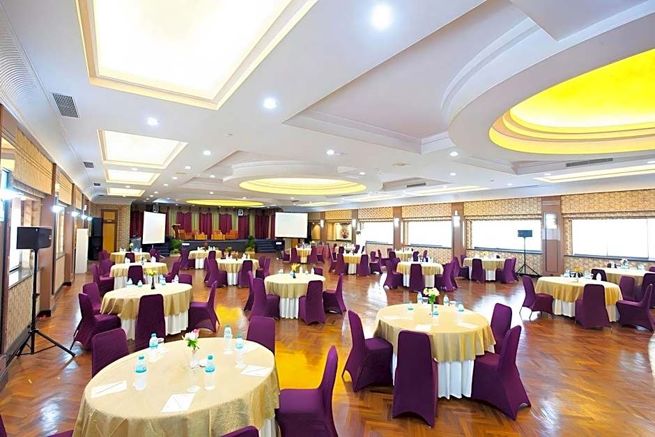 Metro Park View Hotel Kota Lama Semarang