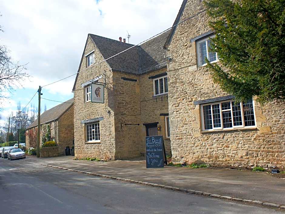 Bear and Ragged Staff