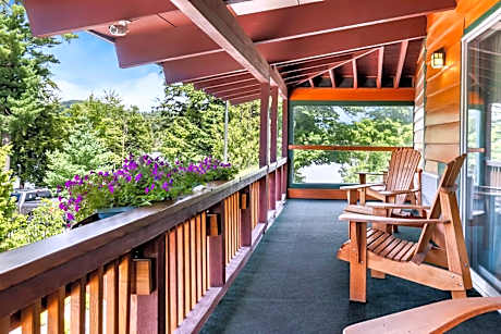 Queen Suite with Two Queen Beds, Sofa Bed, Balcony and Lake View - Interior Room/Second Floor/Non-Smoking