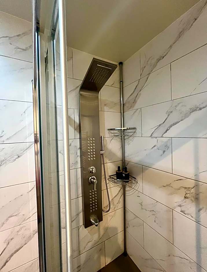 Athenian Retreat Penthouses