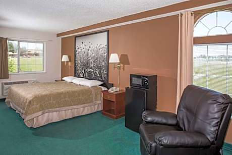 Queen Room - Non-Smoking