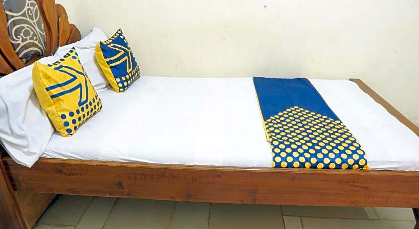 Hotel O Homestay Srikandi Pulau Merah BeachNearPantai Pancer