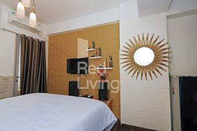 RedLiving Apartemen Gunung Putri Square TOP Room