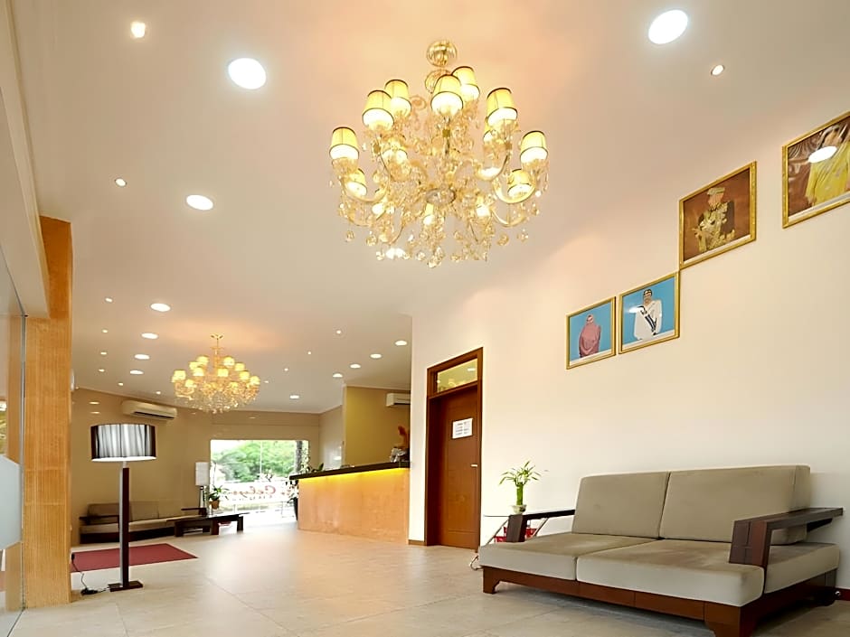 Celyn City Hotel