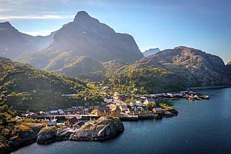 Nusfjord Village & Resort
