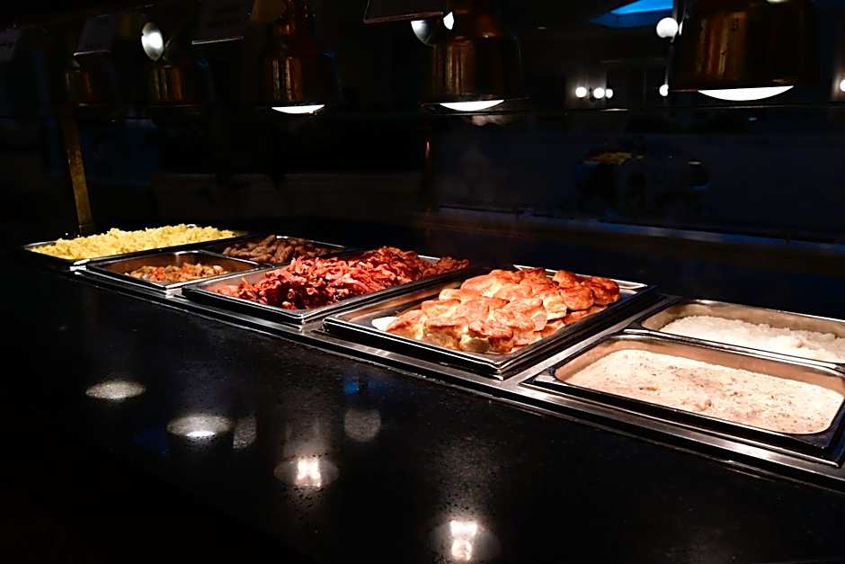 Ramada by Wyndham Jacksonville Hotel & Conference Center