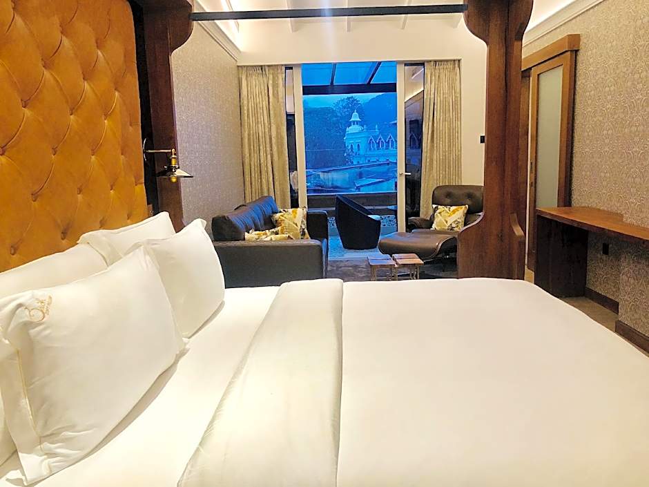The Radh Hotel