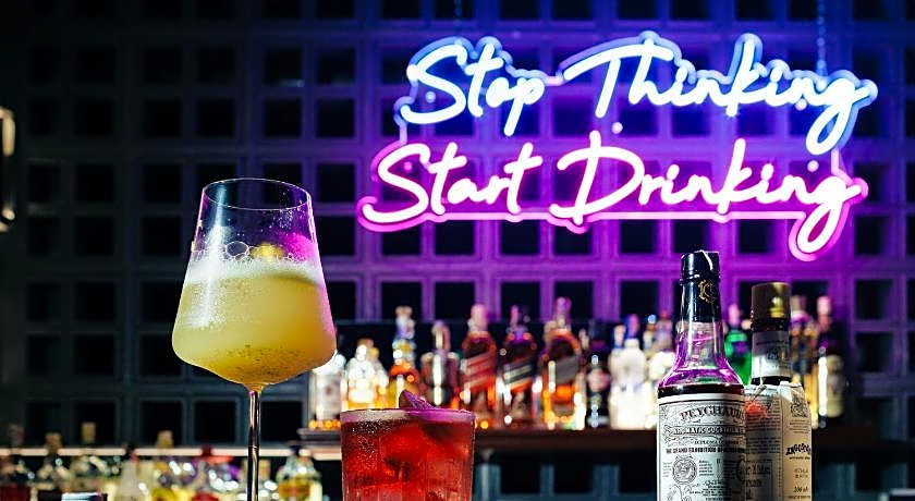 Kamala Havana Hotel And Cafe