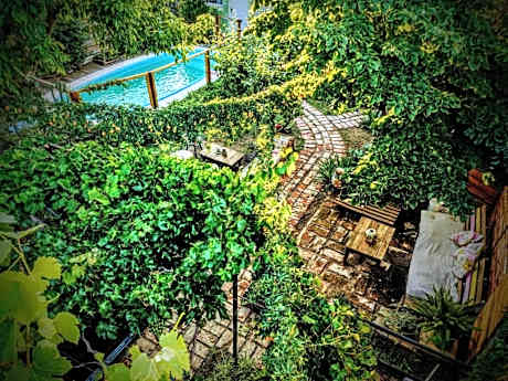 Amukan Guest House