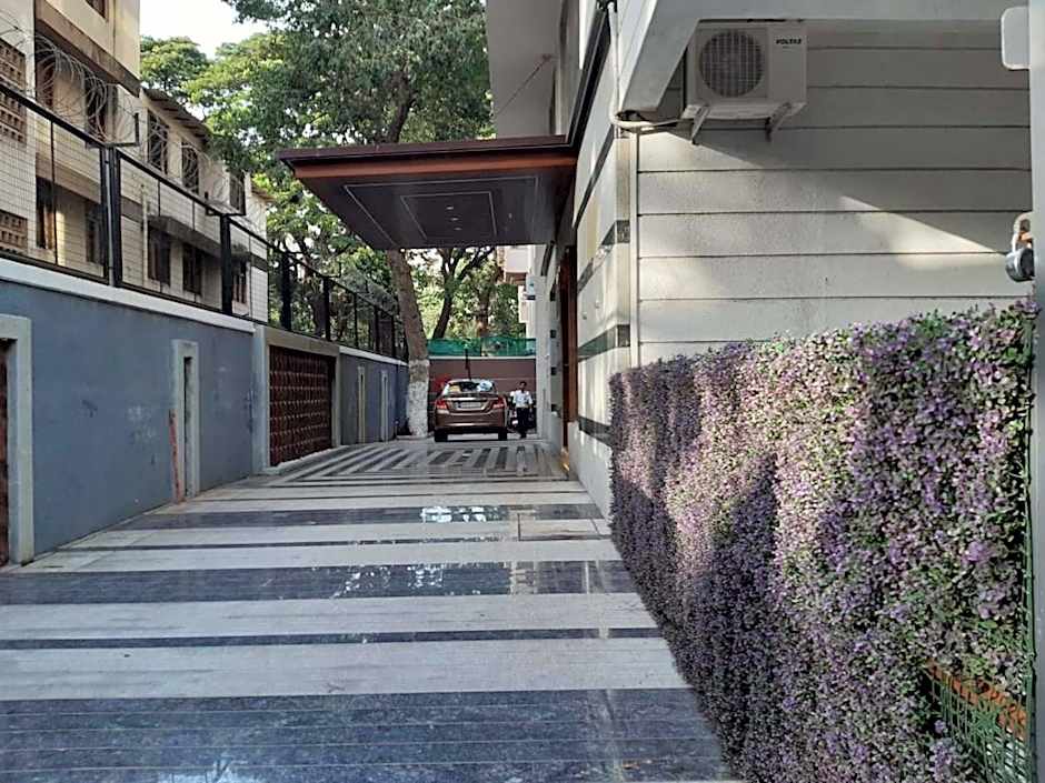 Mumbai House Luxury Apartments Santacruz East