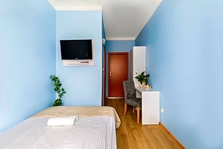 Deluxe Single Room with Bathroom