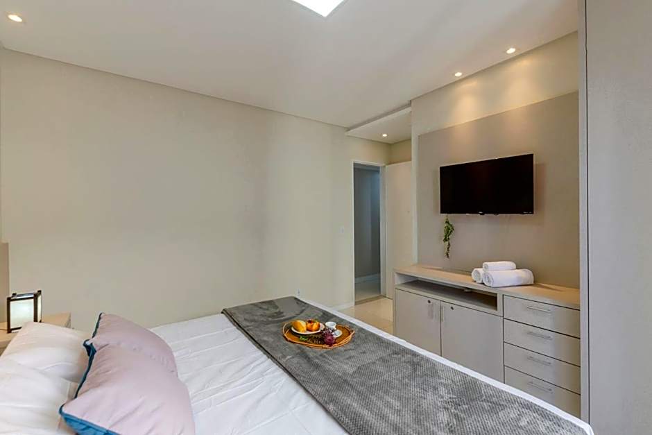 Apartamento pé na areia – 1 min da Praia Central