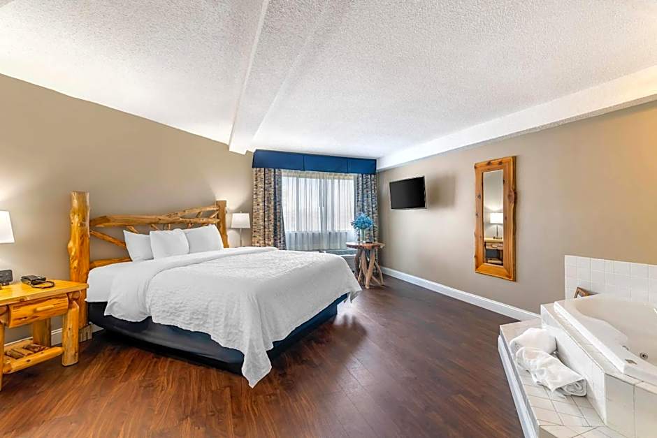 Black Bear Inn, an Ascend Collection Hotel