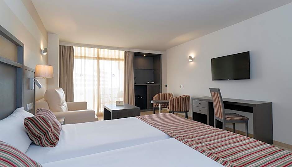 MS AGUAMARINA SUITES