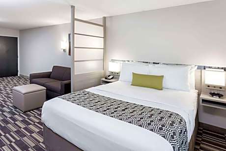 Superior Queen Room - Disability Access/Non-Smoking