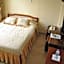 Rich Hotel