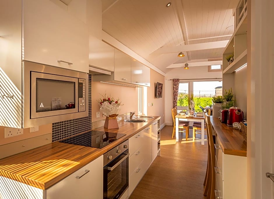 Montana Log Cabin - Ockeridge Rural Retreats