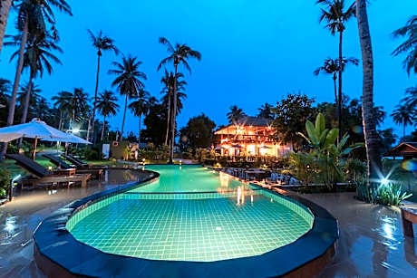 COCO Canopy Boutique Resort 