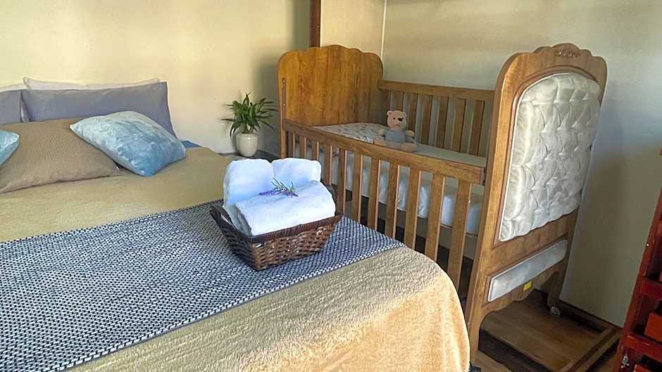 Apto todo climatizado a 5min da Vila Germânica, 3 quartos mais um quarto conjugado, berço e garagem