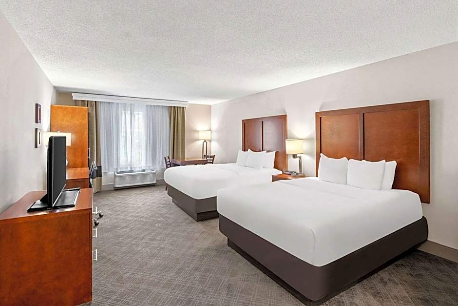 Comfort Inn West