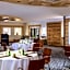 Anwar Al Madinah Movenpick Hotel