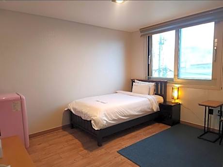 Deluxe Triple Room with Sea View