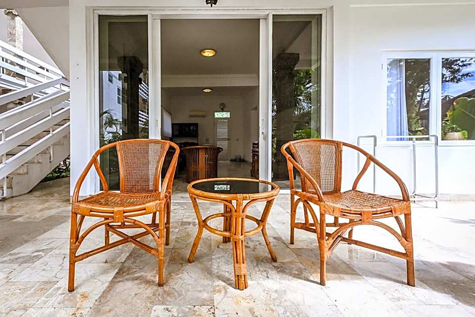 Sari Bunga Hotel - Legian, walking distance to Legian Beach
