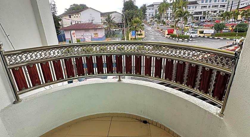 MAXWELL INN LUXURY HOTEL