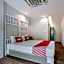 OYO 1074 Fin Hostel