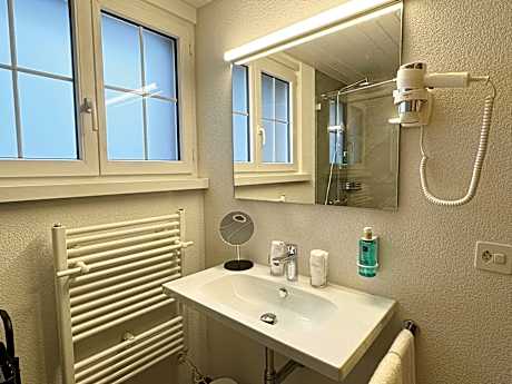 Three-Bedroom Apartment with One Double and Two Single Beds