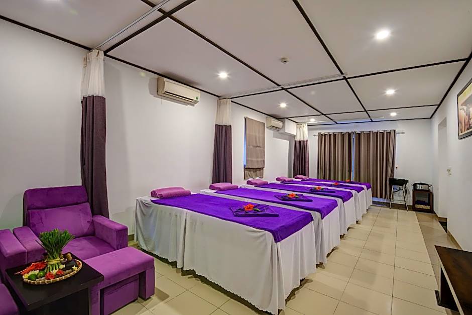 White Lotus Hotel Hoian