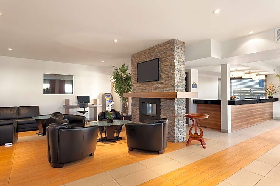 Days Inn by Wyndham Montreal East