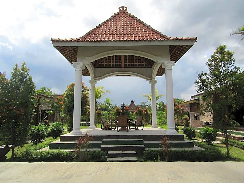 Balkondes Bumiharjo Kampung Dolanan