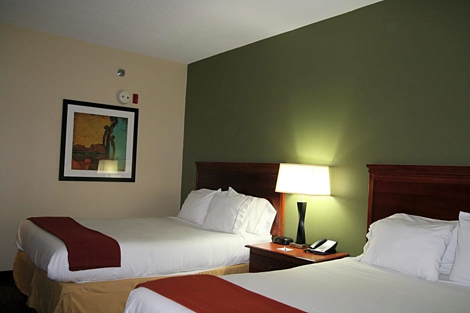 Holiday Inn Express & Suites Greenville, an IHG Hotel