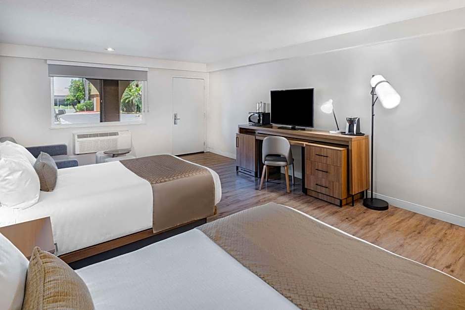 Wyndham Garden San Diego Near Seaworld