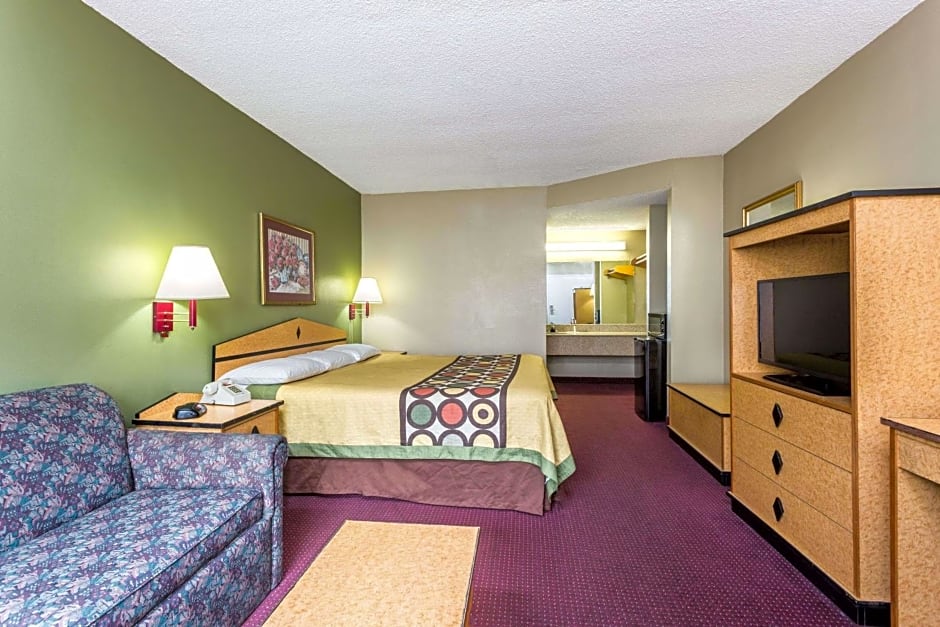 Super 8 by Wyndham Atlanta Northeast GA