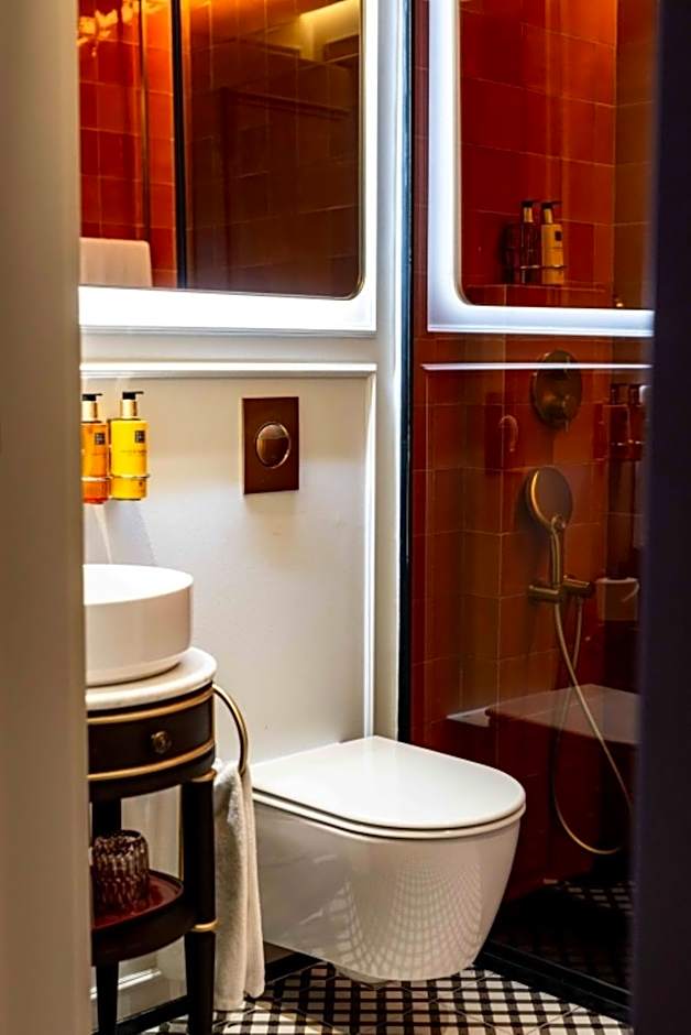 Upon Angels - Adults Only