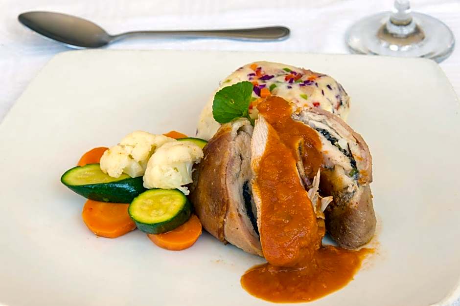 Rainbow Towers Hotel & Conference Centre