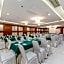 Crown Regency Hotel & Towers