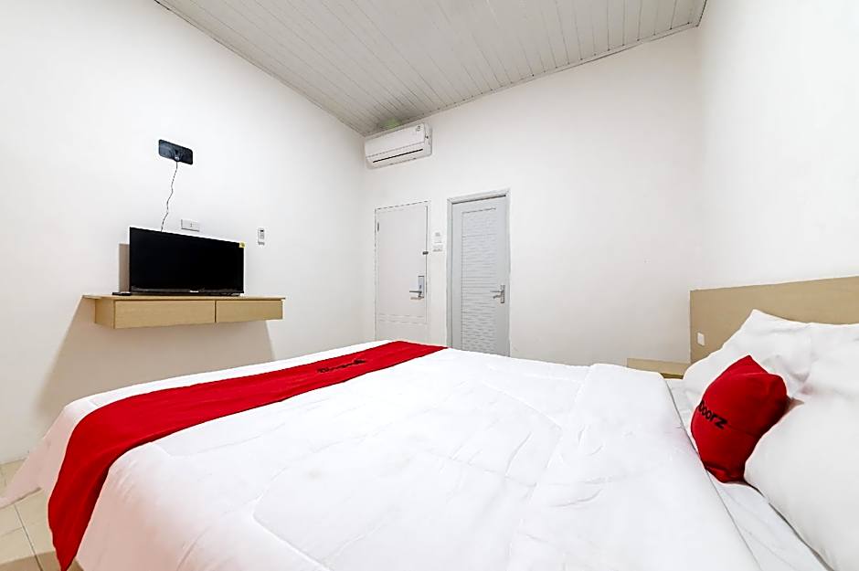 RedDoorz Syariah @ Gedong Air Lampung