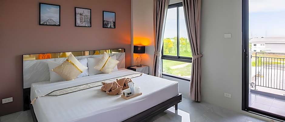 The living Hotel Samutprakan