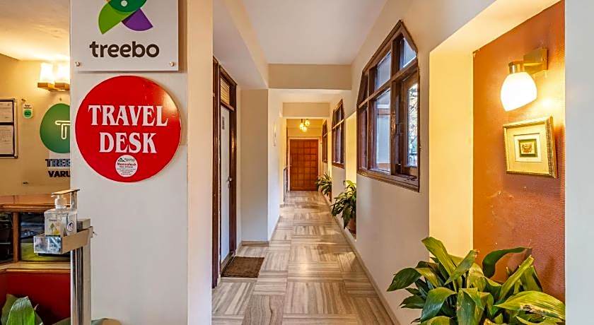 Treebo Varuna With Mountain View